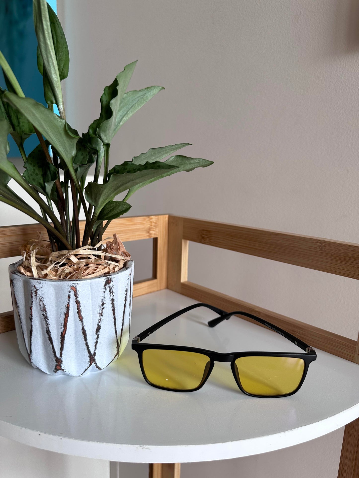 Featherlite Frame - Yellow Day time Lens